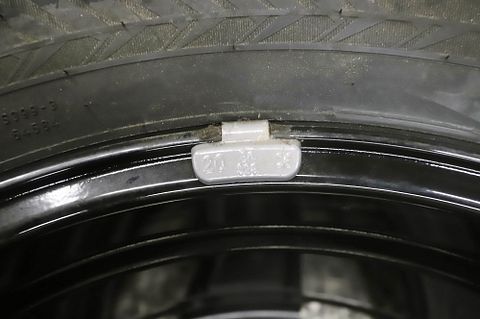 Image 17/55