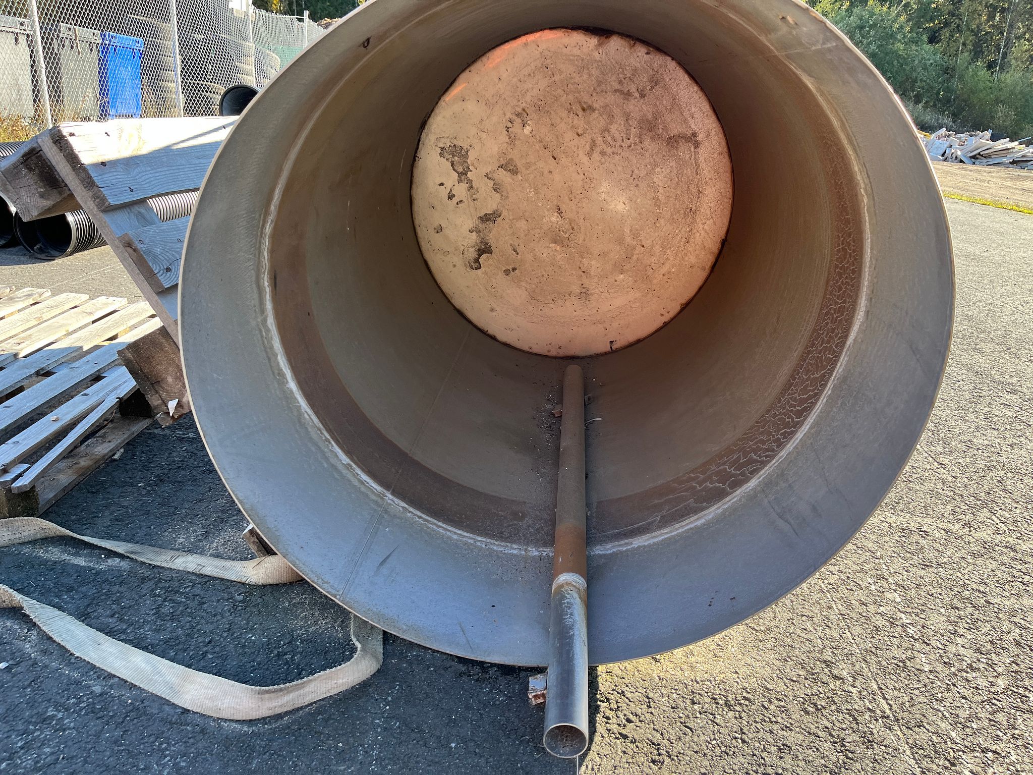 Image 6/7