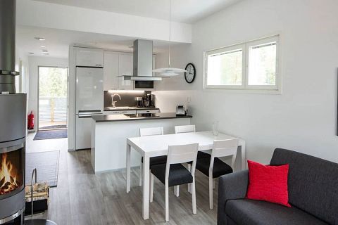 Image 2/7