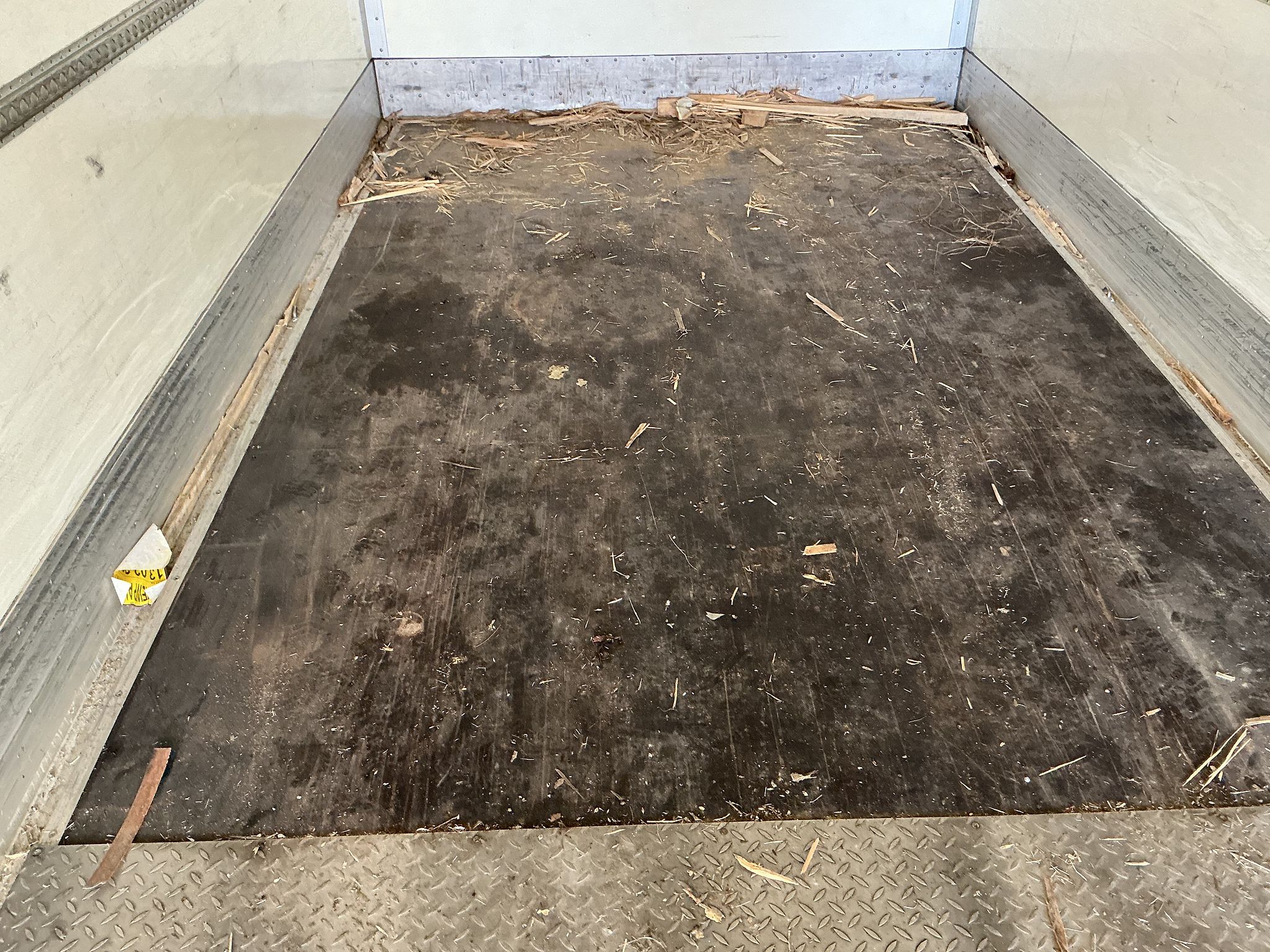 Image 8/18
