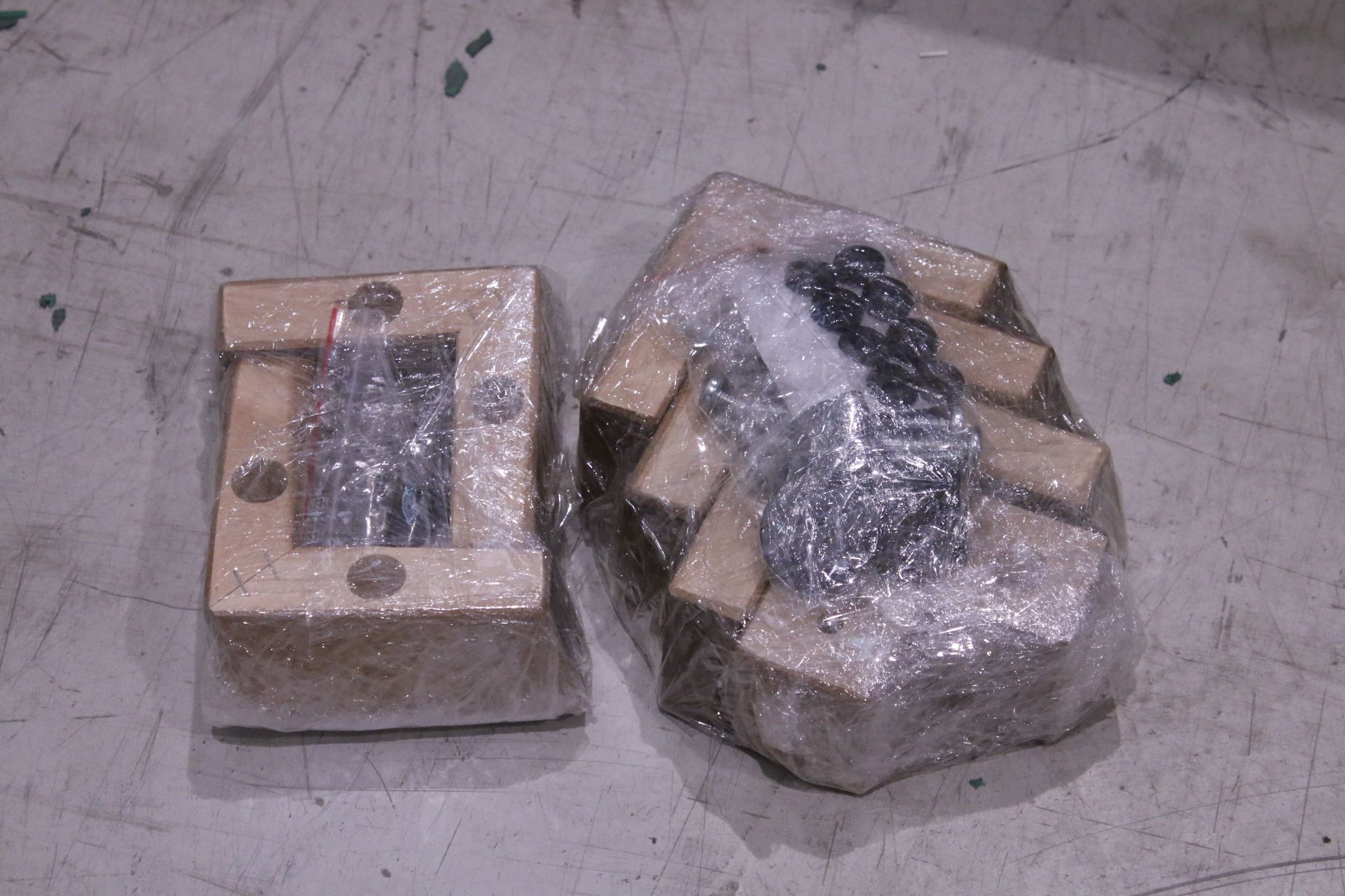 Image 4/9