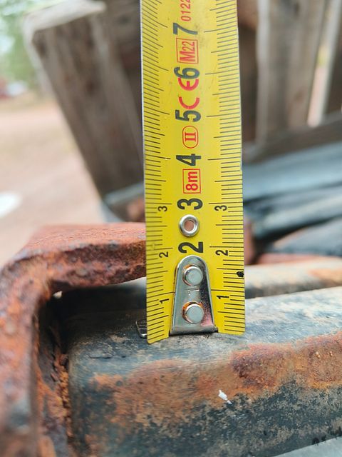 Image 3/7