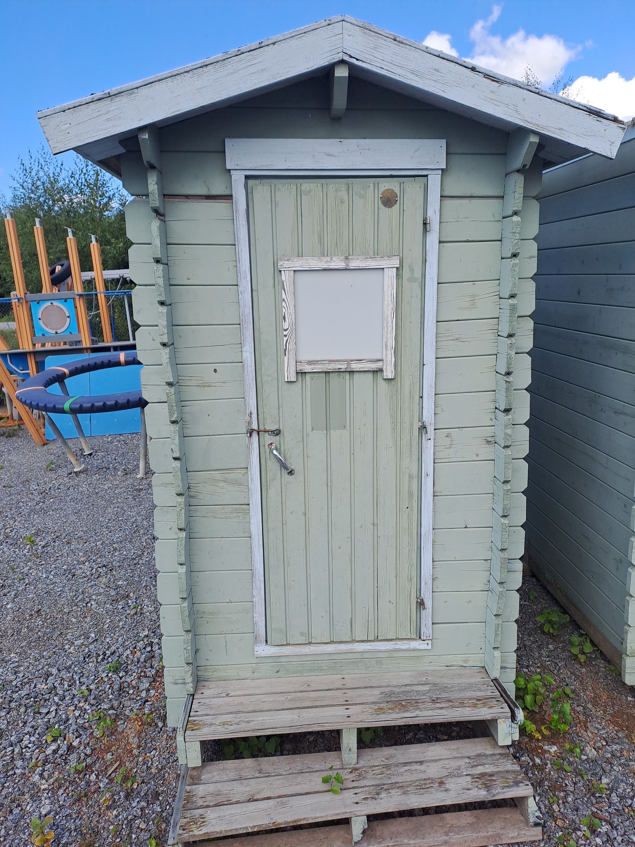 Image 1/8