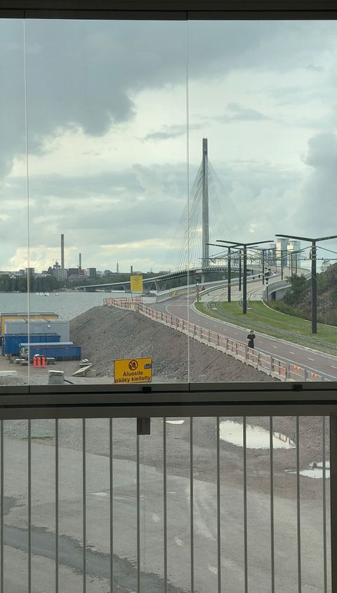 Image 15/16