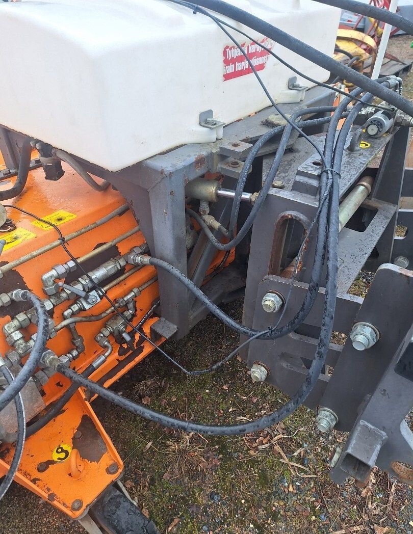Image 2/2