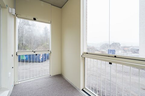 Image 14/21