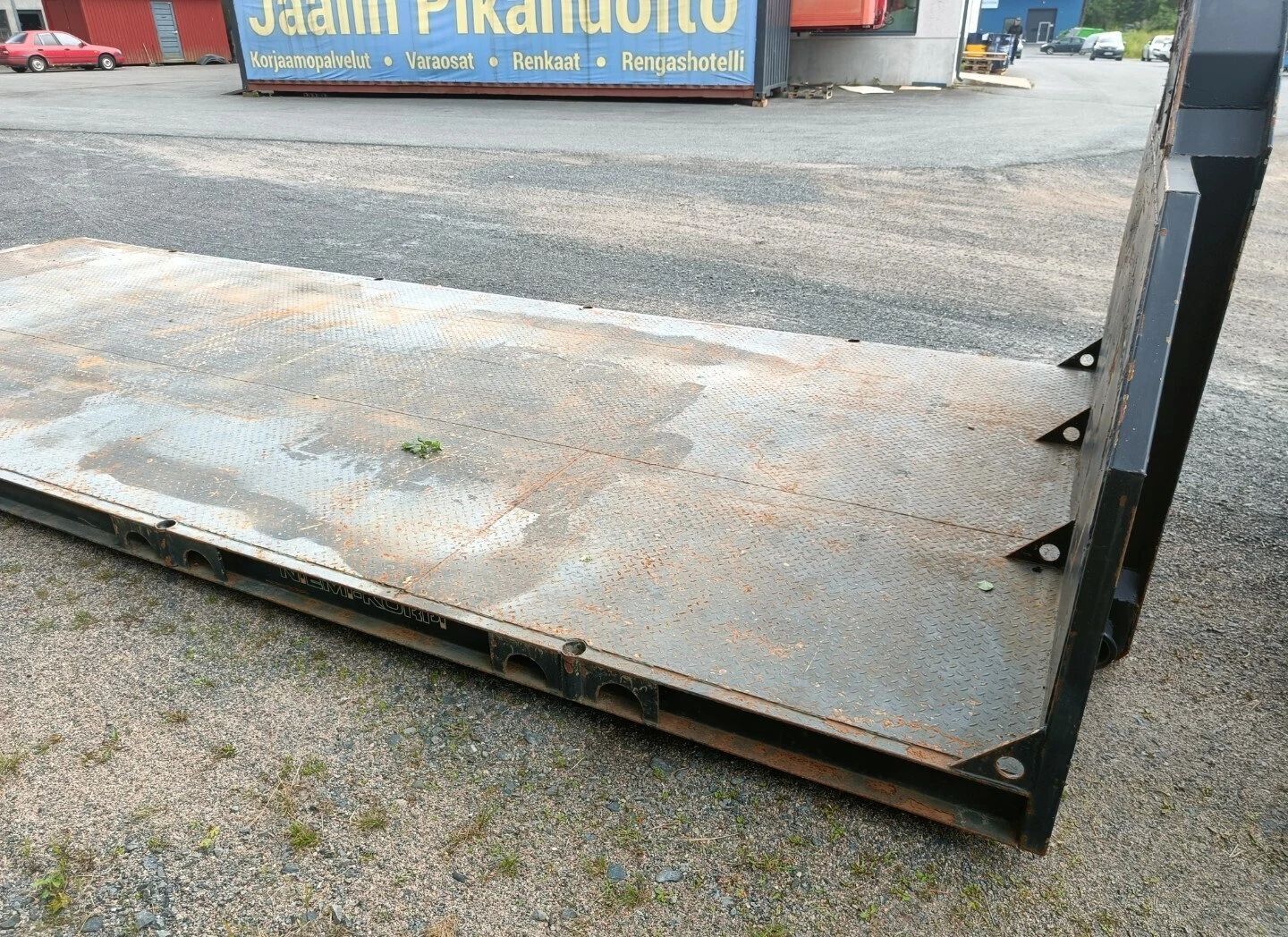 Image 6/9