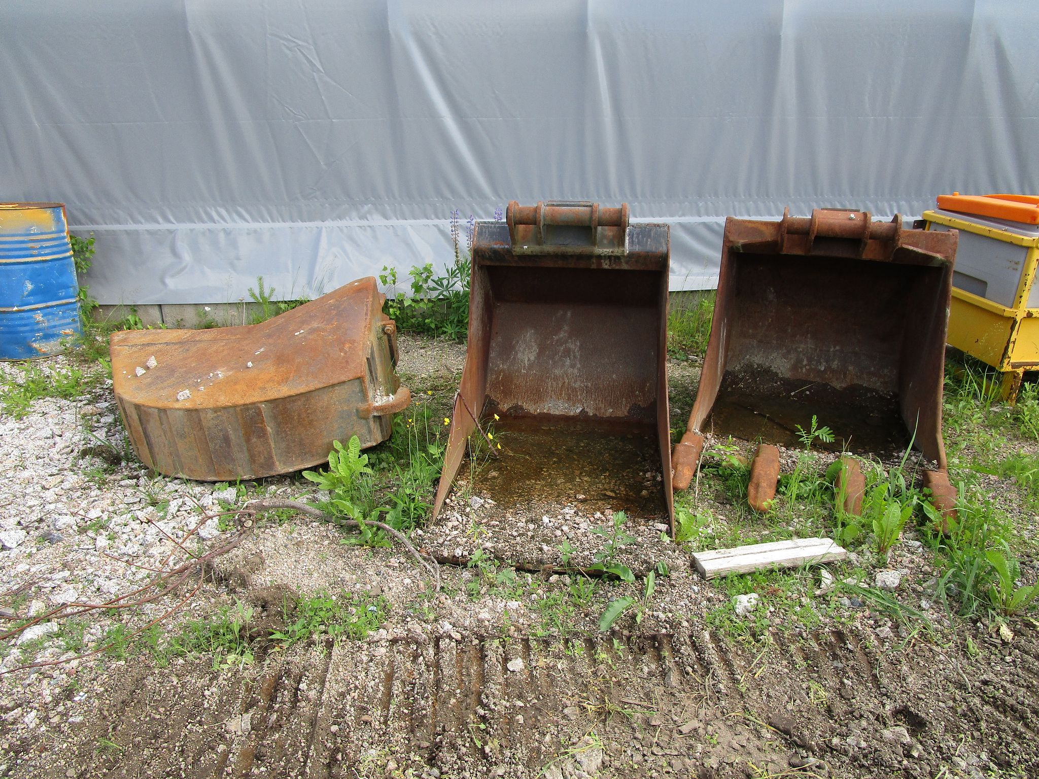 Image 12/17