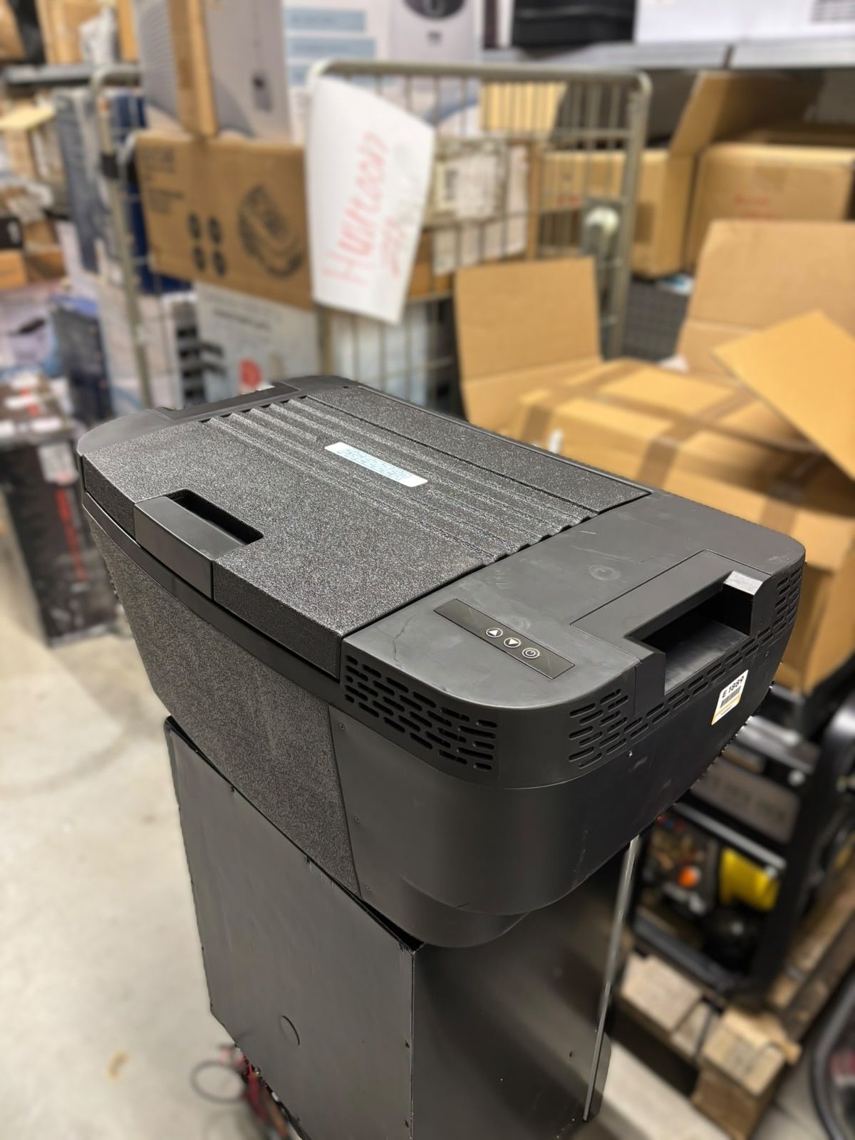 Image 1/9