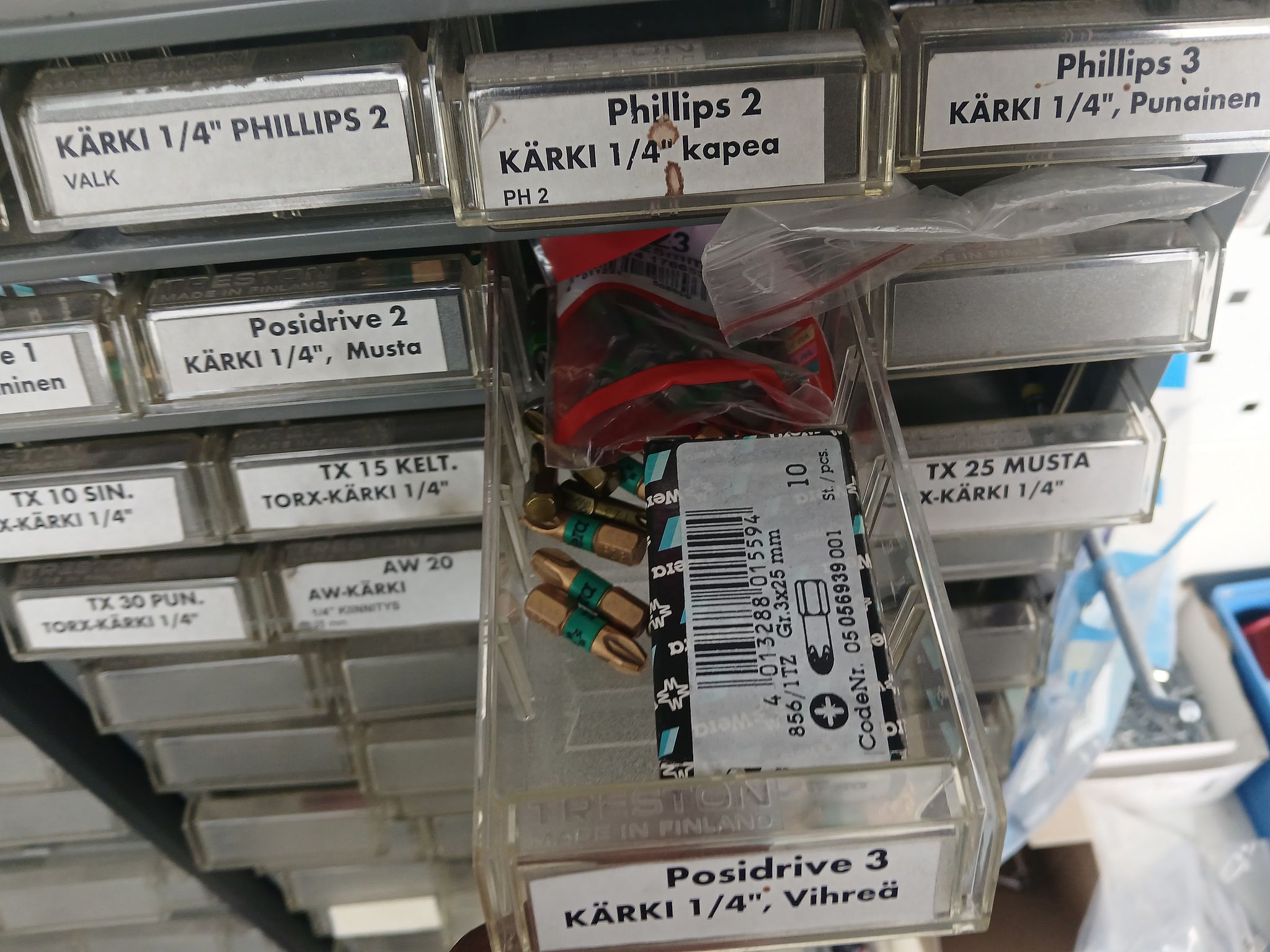 Image 33/69
