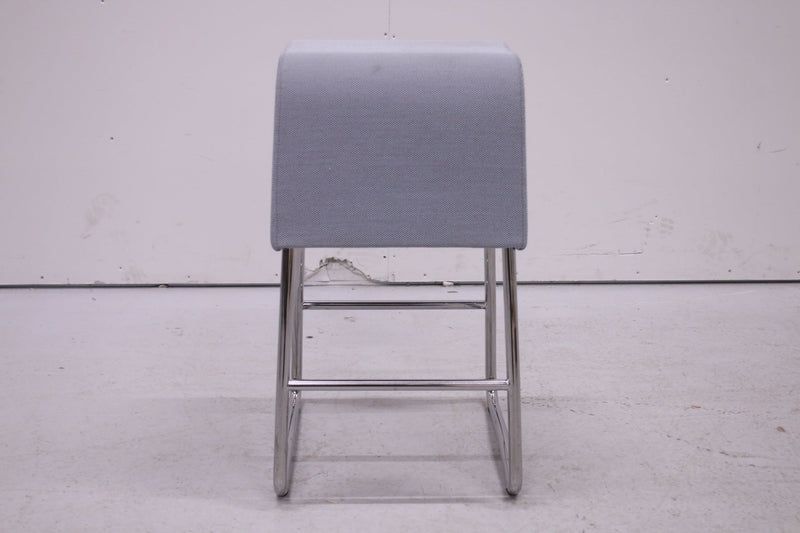 Image 6/12