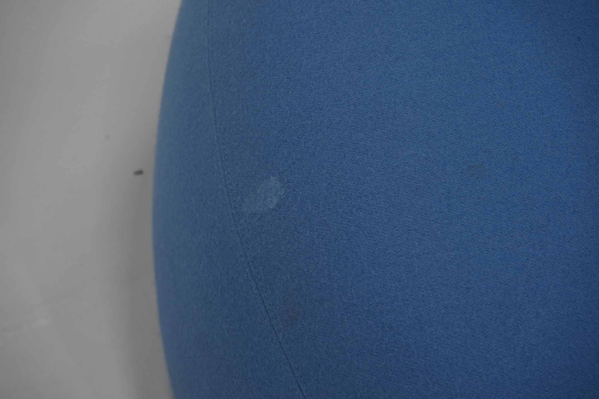 Image 8/10