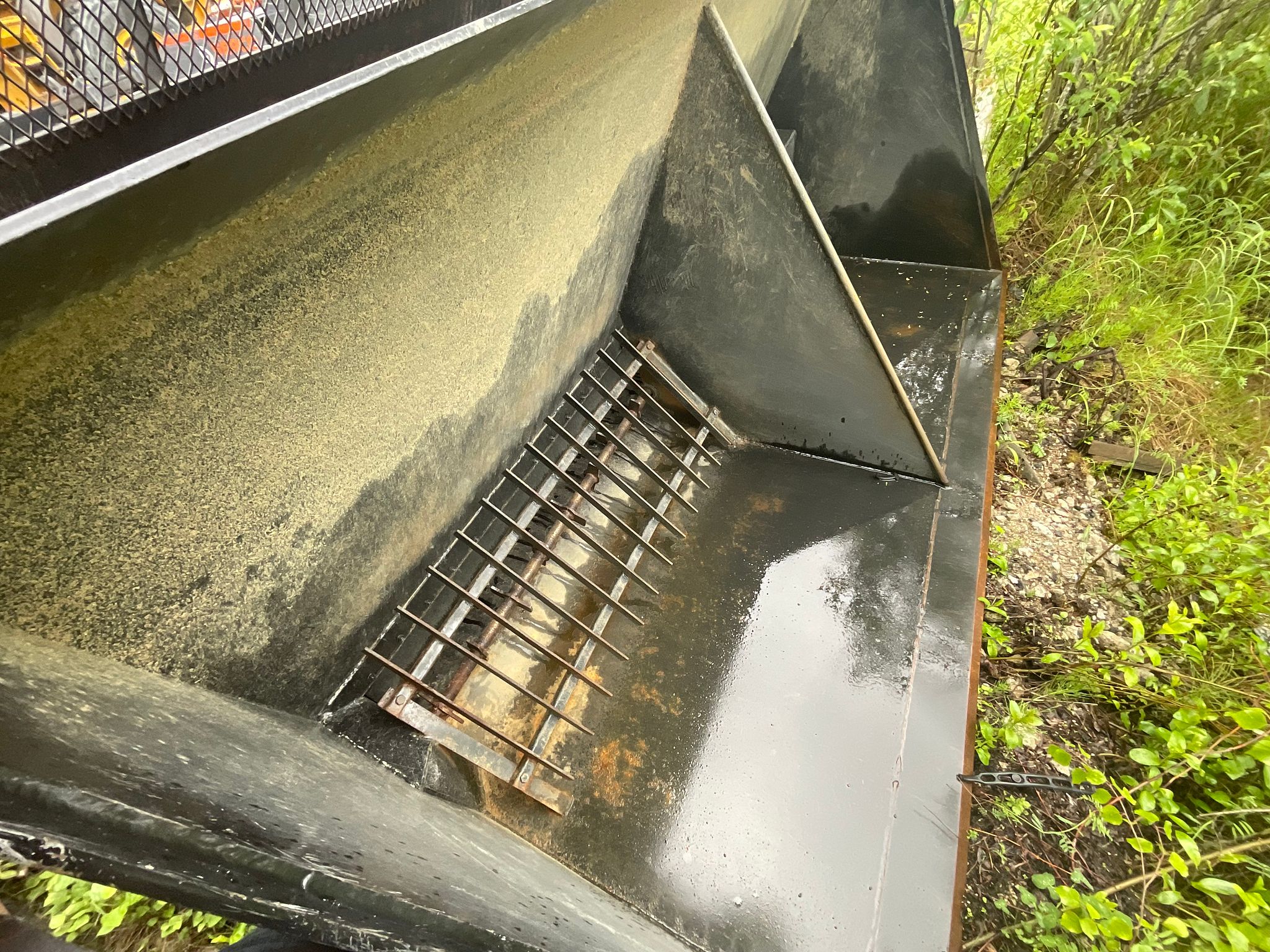 Image 1/3