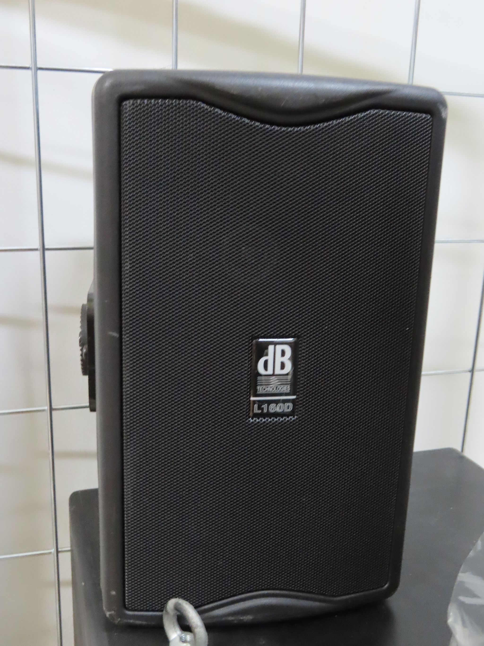 Image 7/7