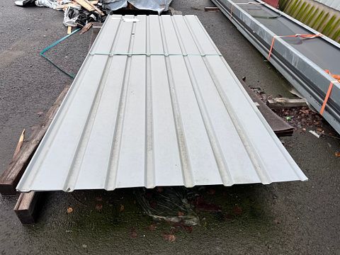 Image 1/4