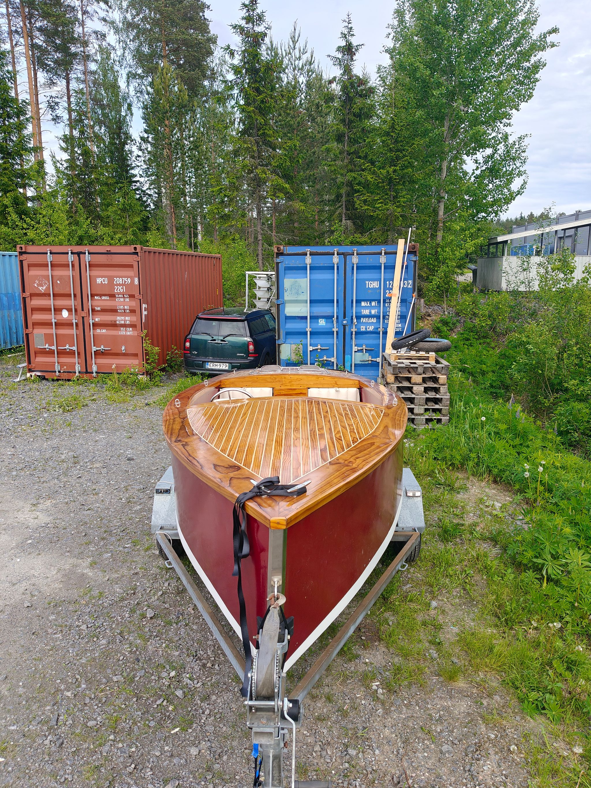 Image 8/11