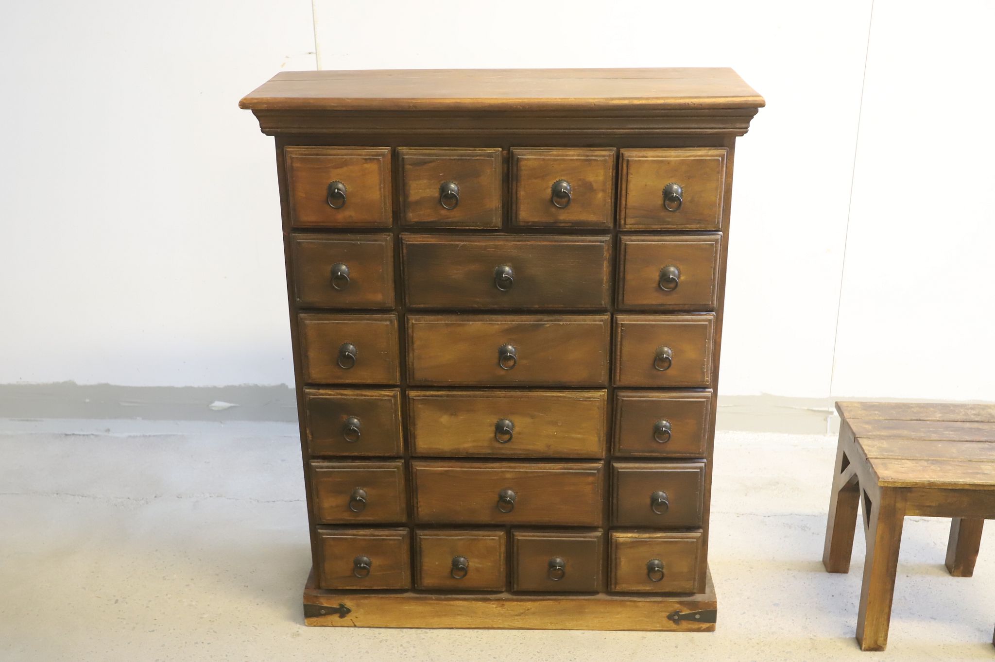 Image 4/22