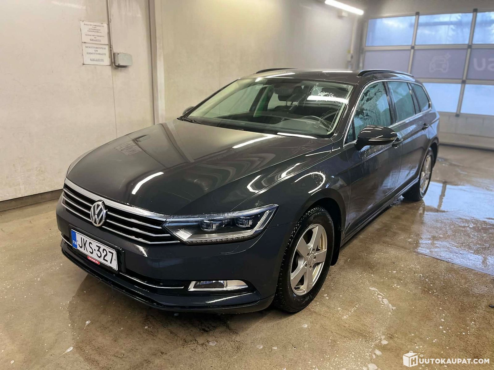 Elegantes Vw Passat 2018 Fotosnull