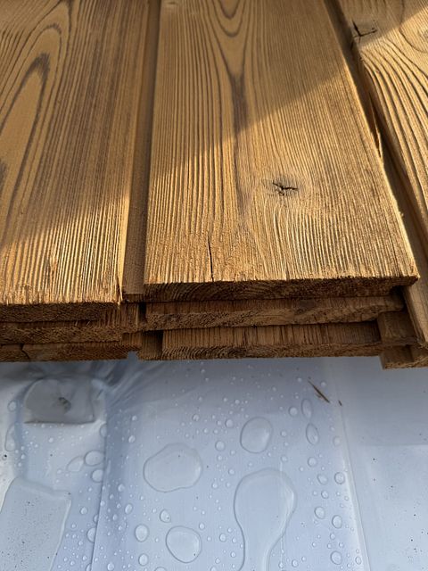 Image 3/7