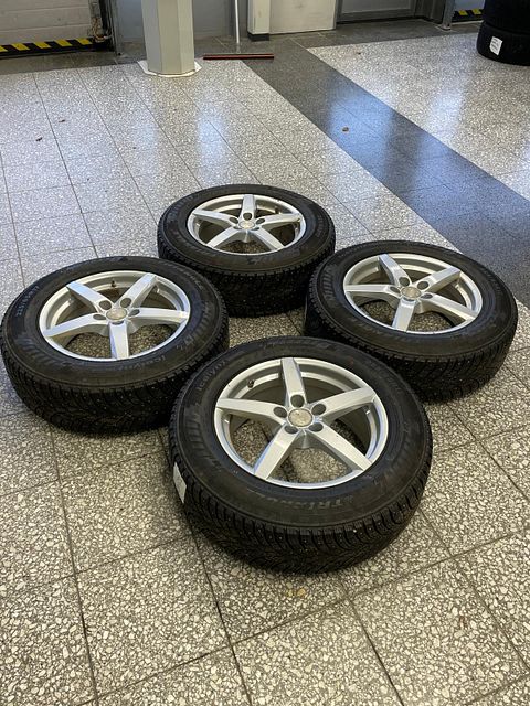 Image 1/11