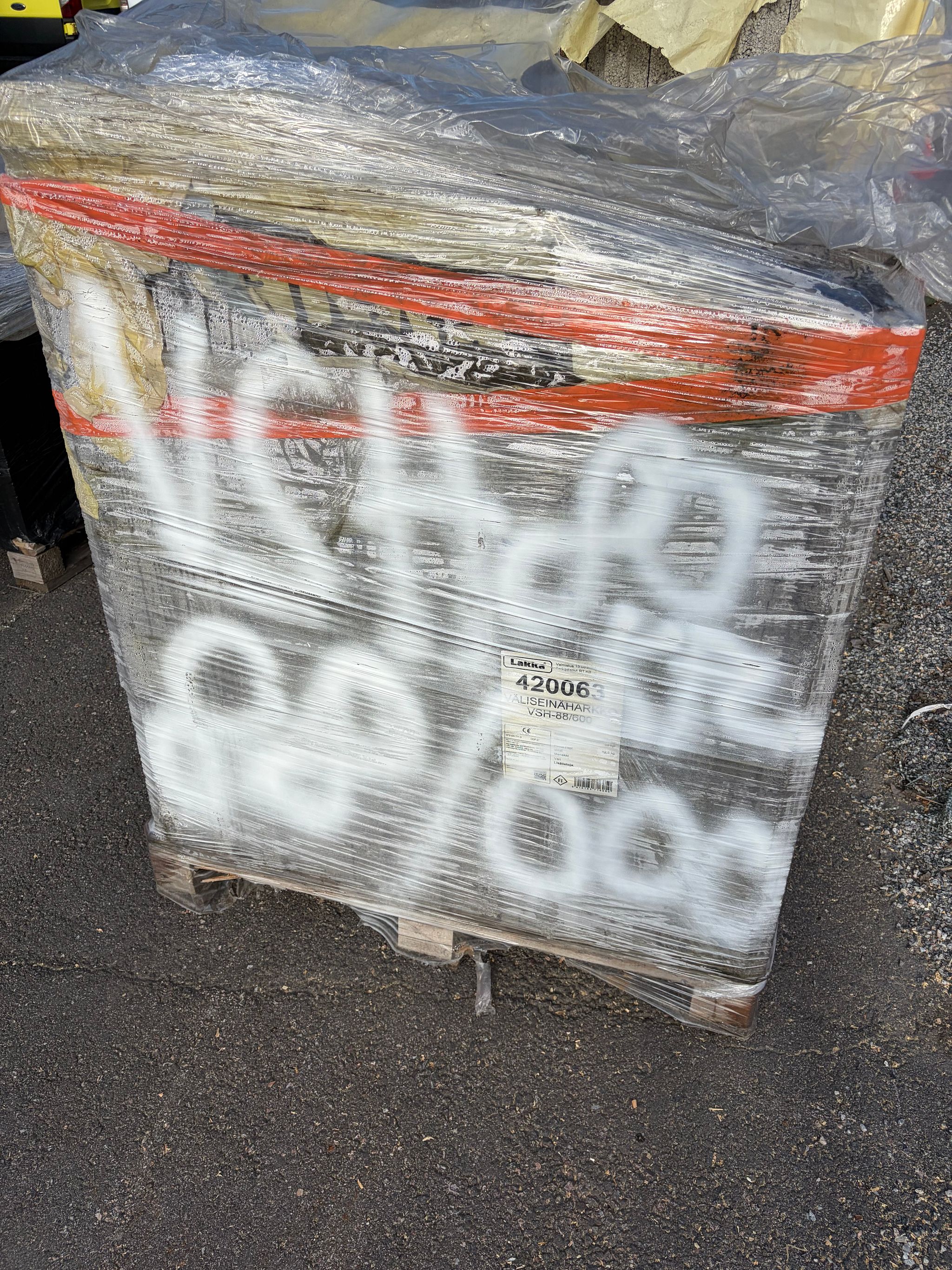 Image 1/3