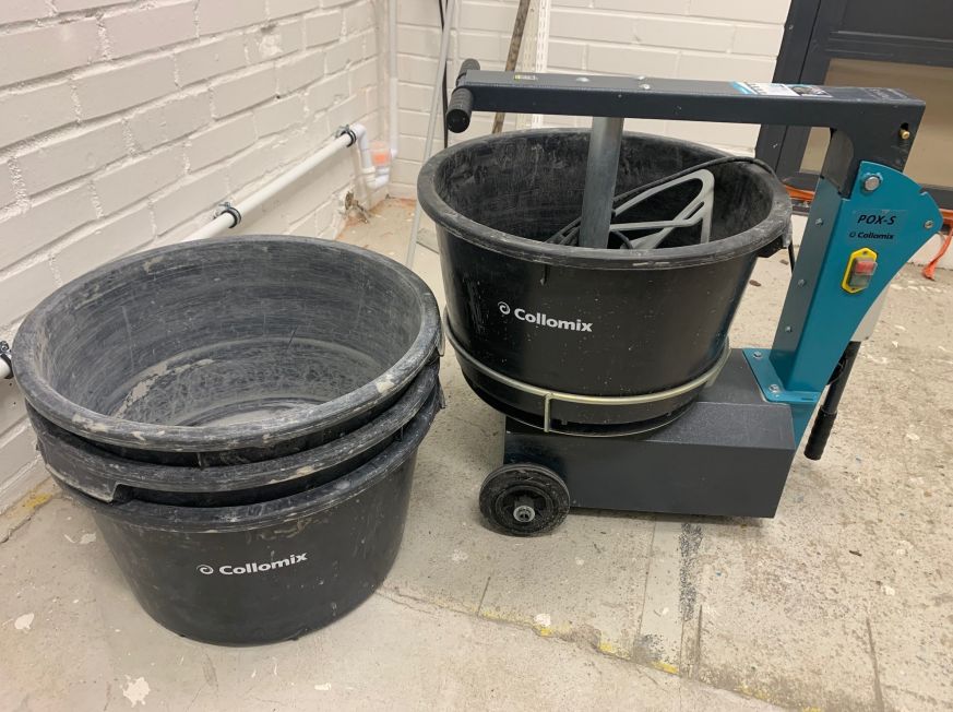 Image 1/7