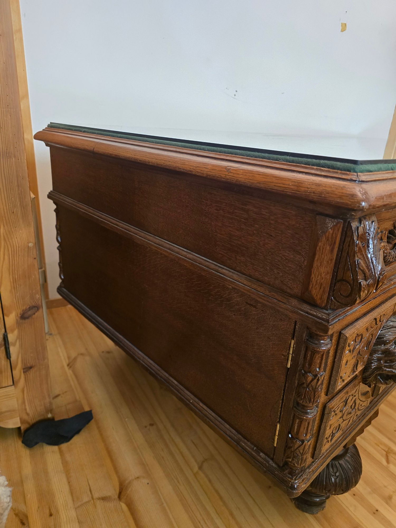 Image 12/22