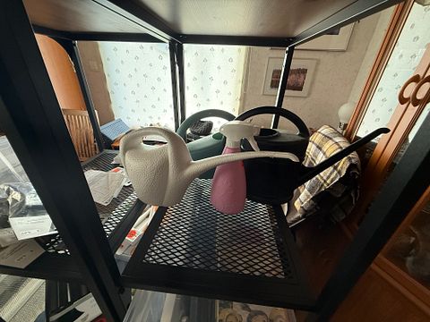 Image 8/10