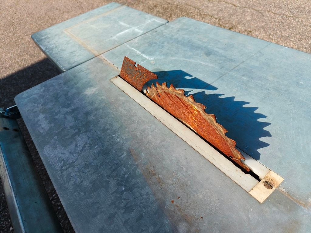 Image 11/17