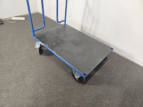 Image 5/9