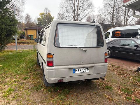 Image 7/12