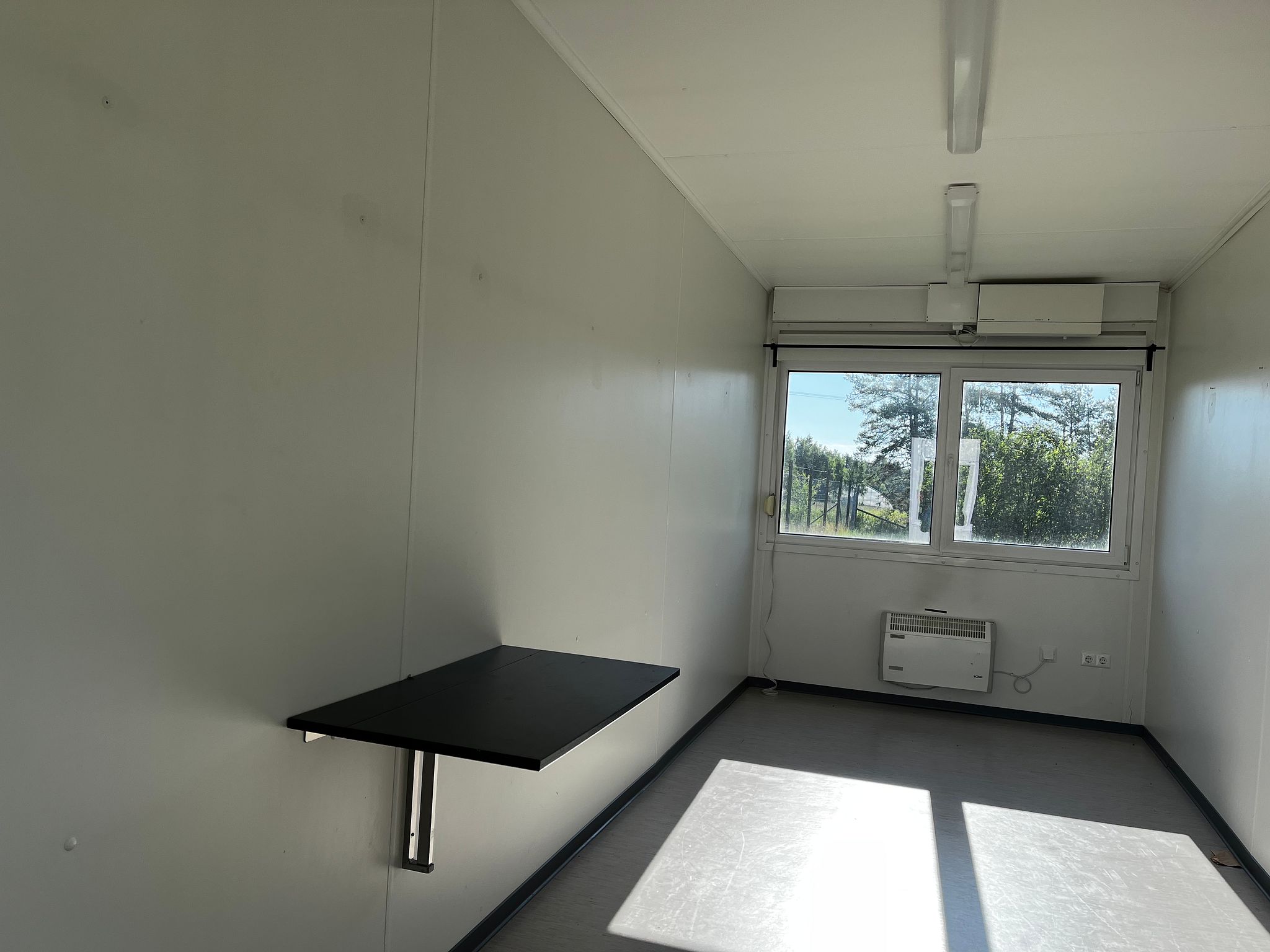Image 7/12