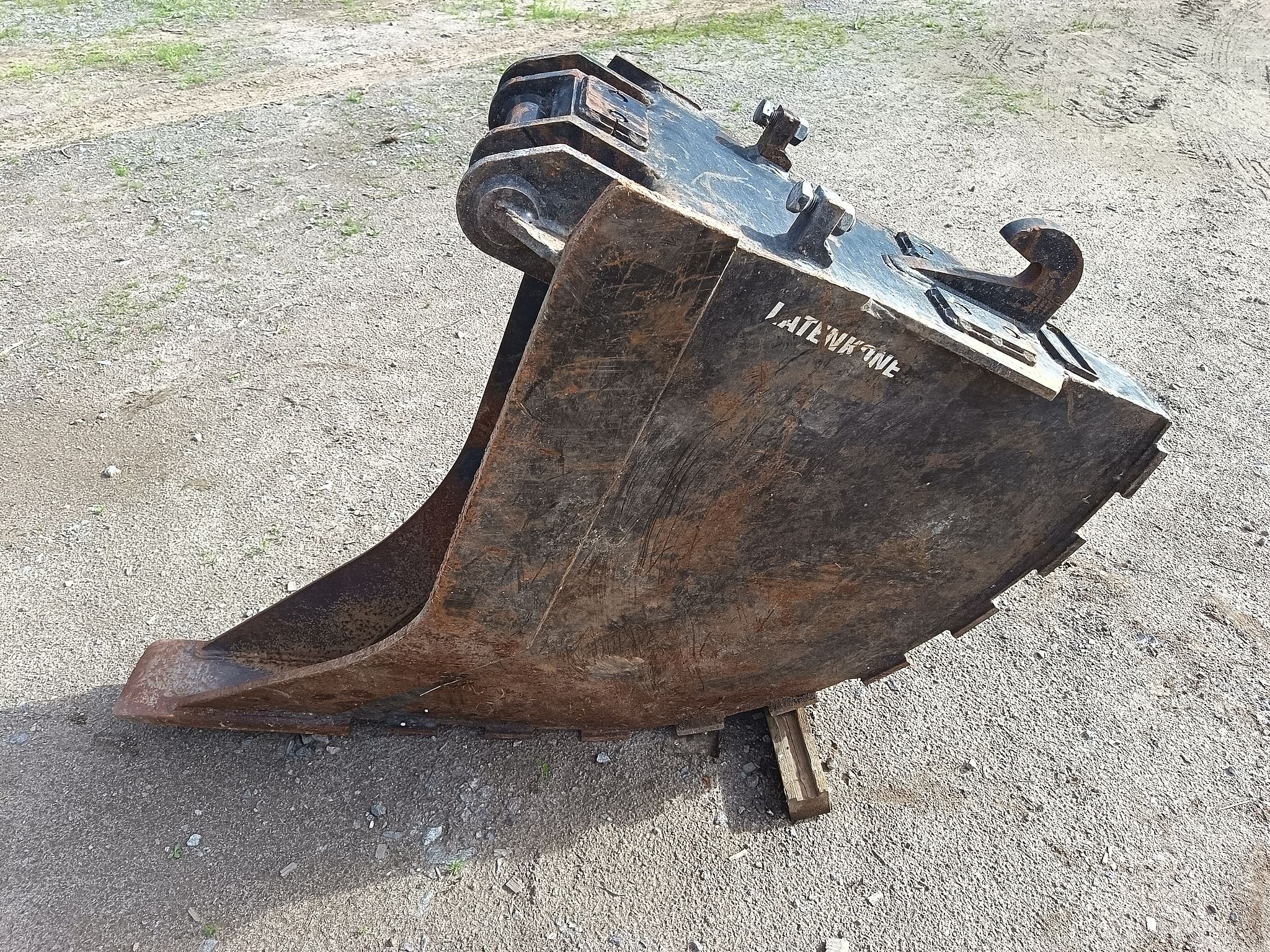 Image 4/12