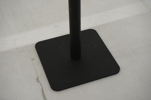 Image 4/6