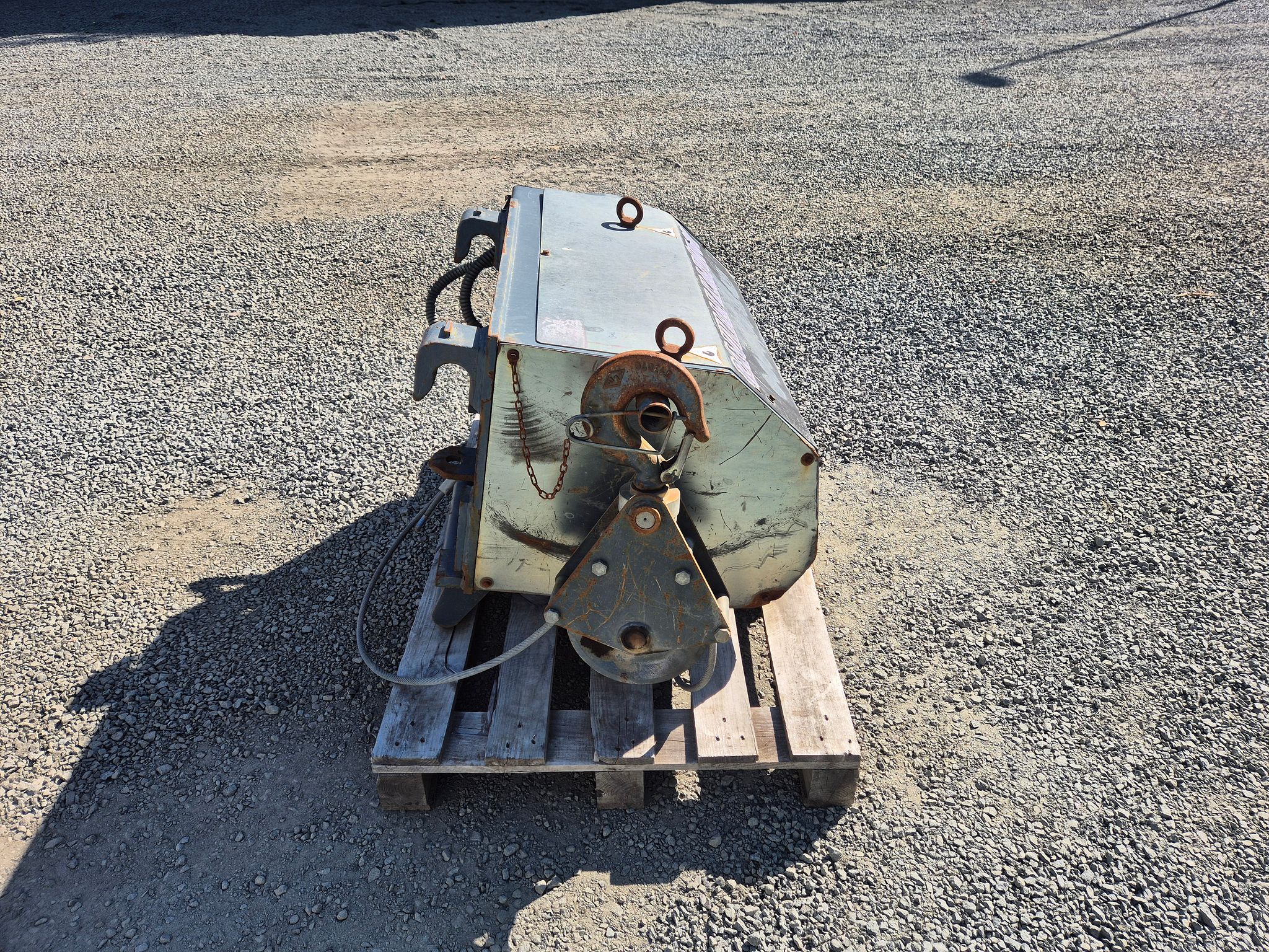Image 3/4