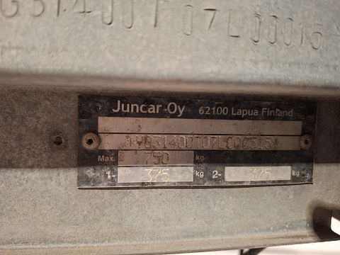 Image 8/10