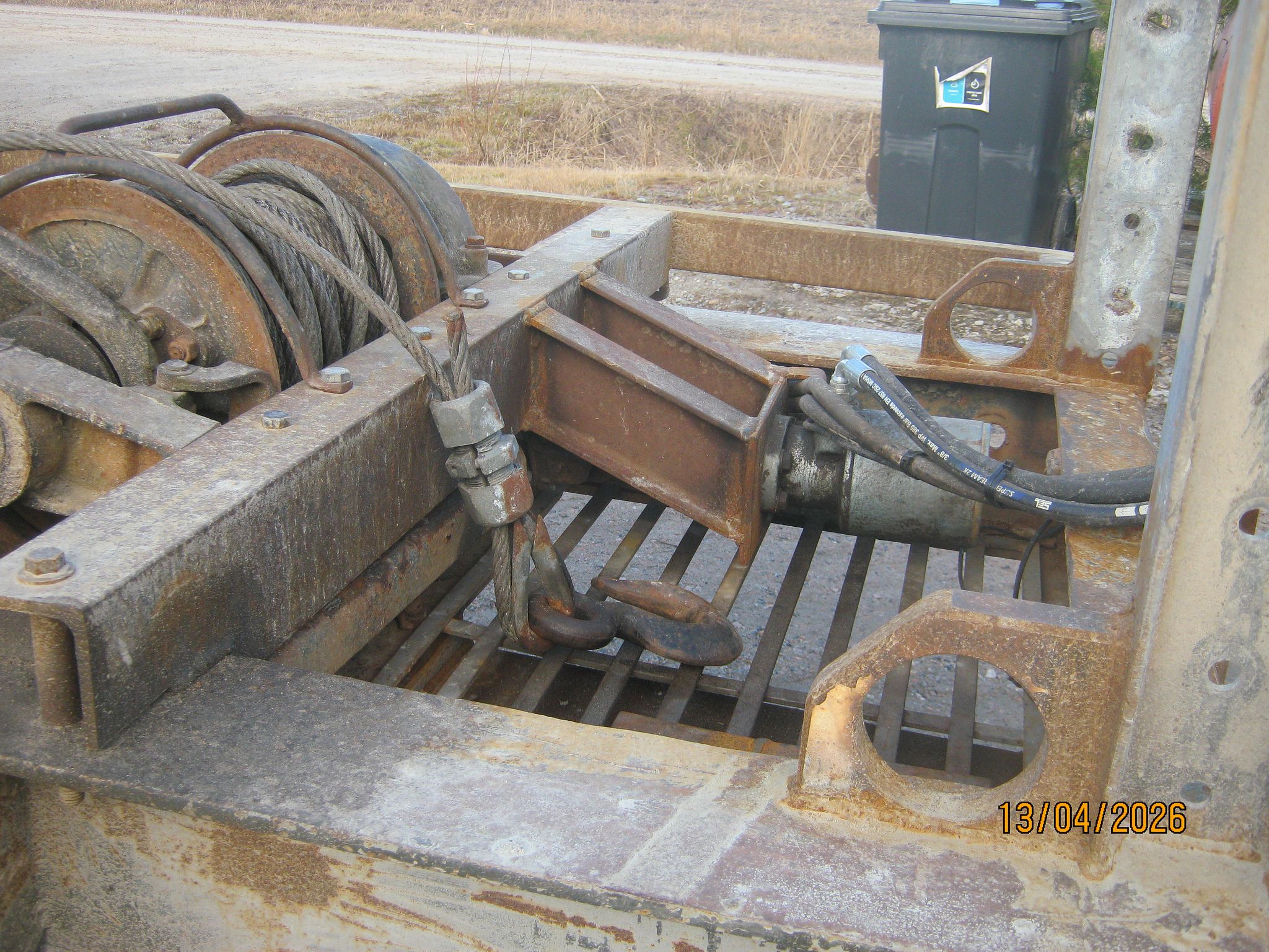 Image 11/27