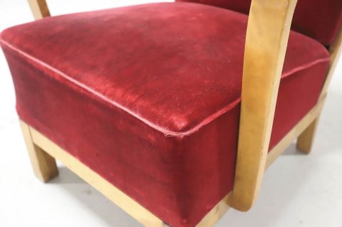 Image 4/19