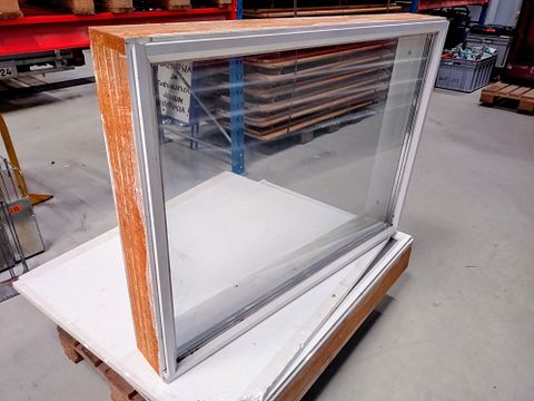 Image 1/2