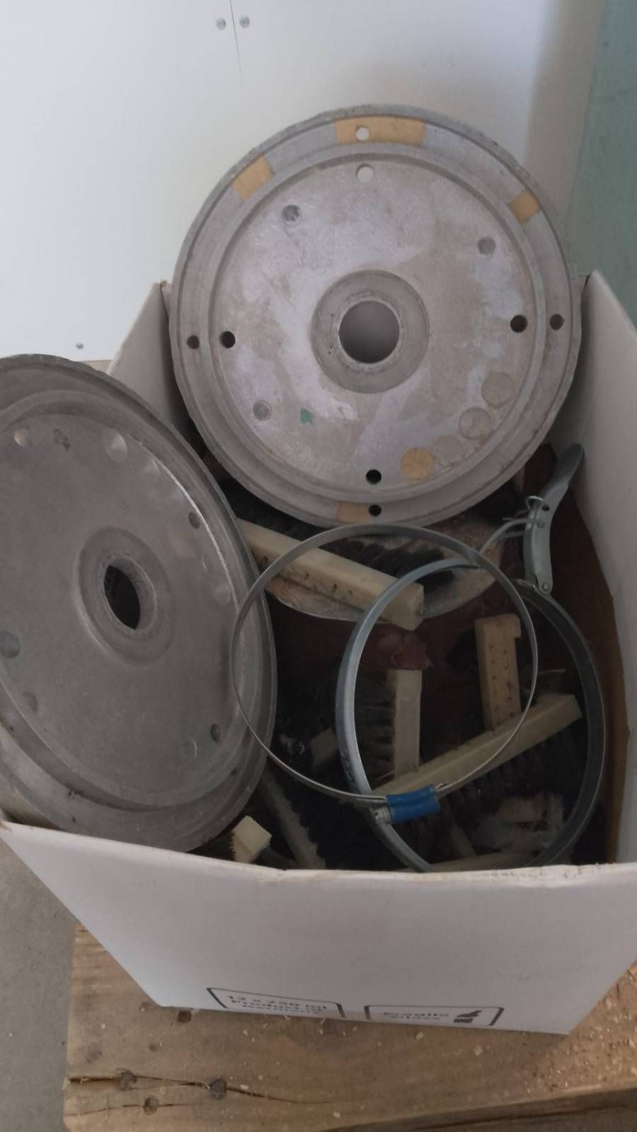 Image 6/7