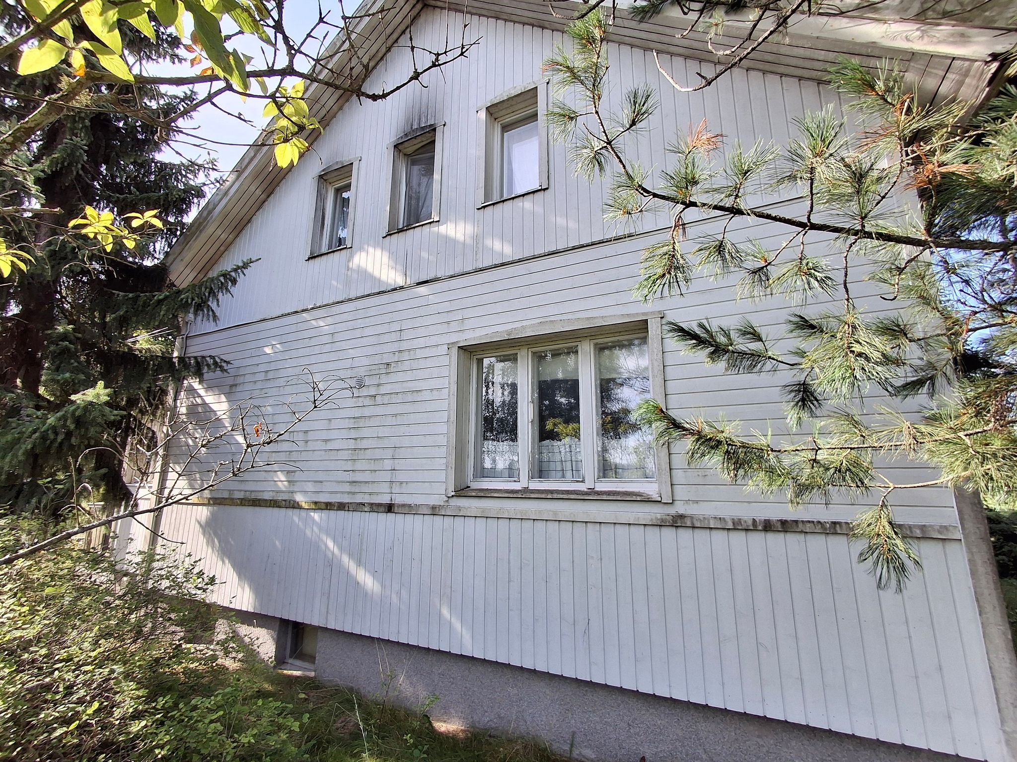 Image 4/67