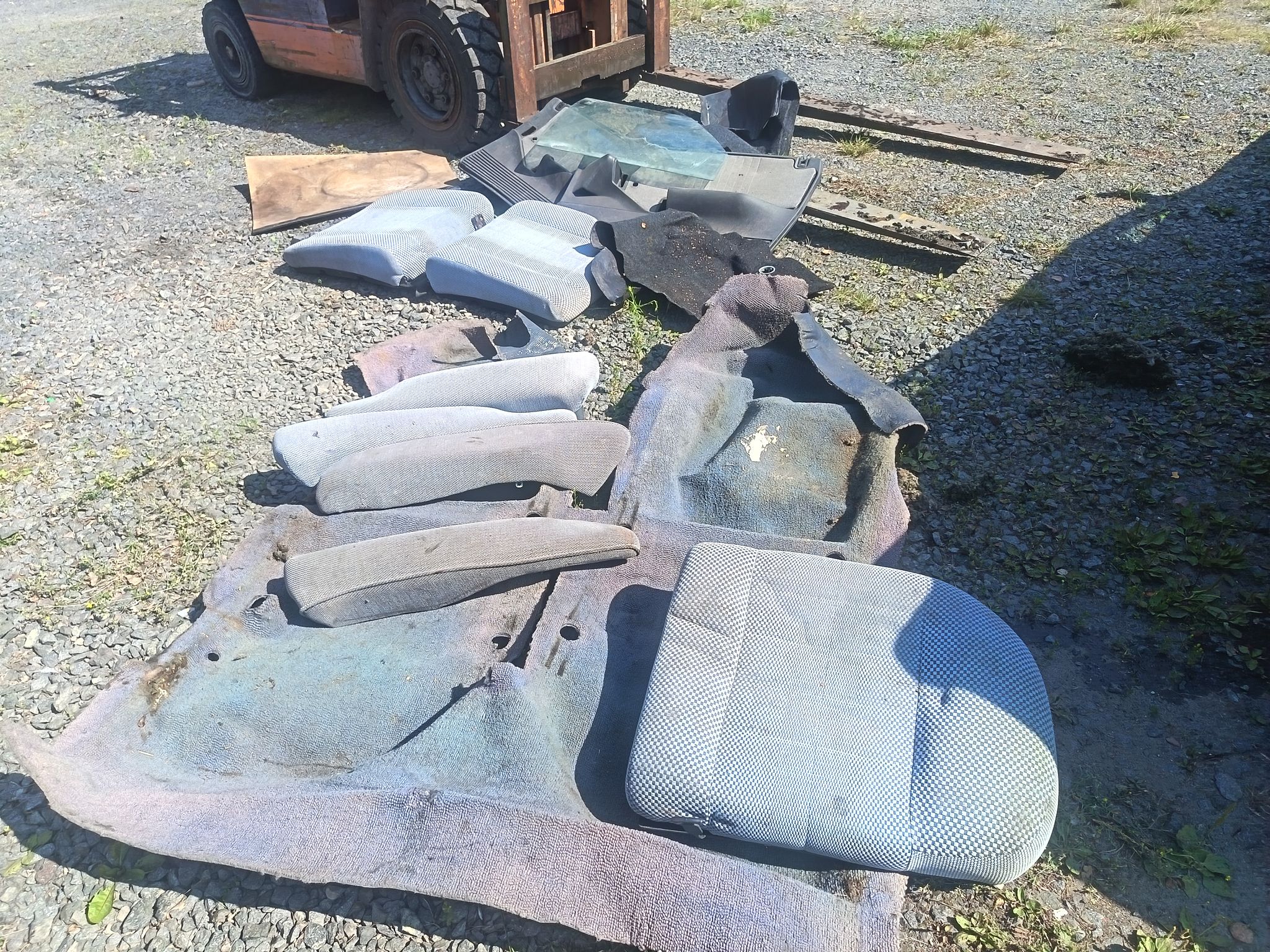 Image 12/23