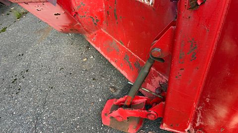 Image 5/10
