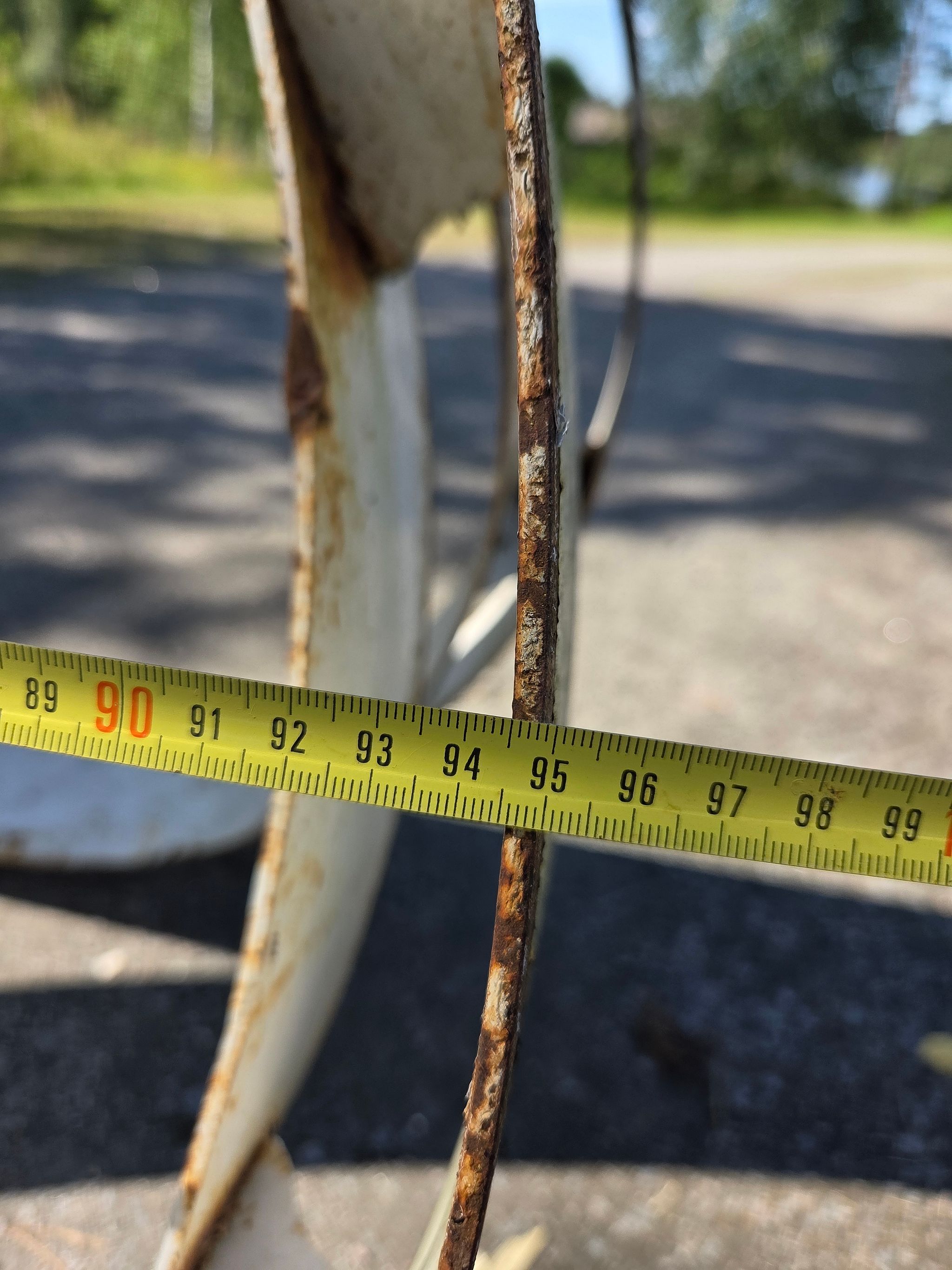 Image 6/7