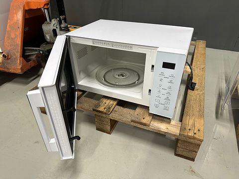 Image 1/3