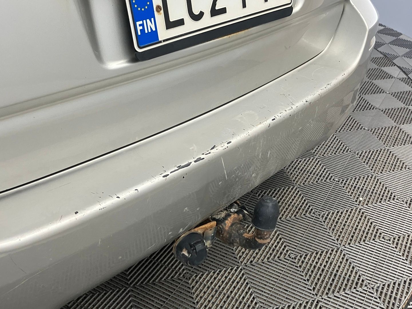 Image 11/20