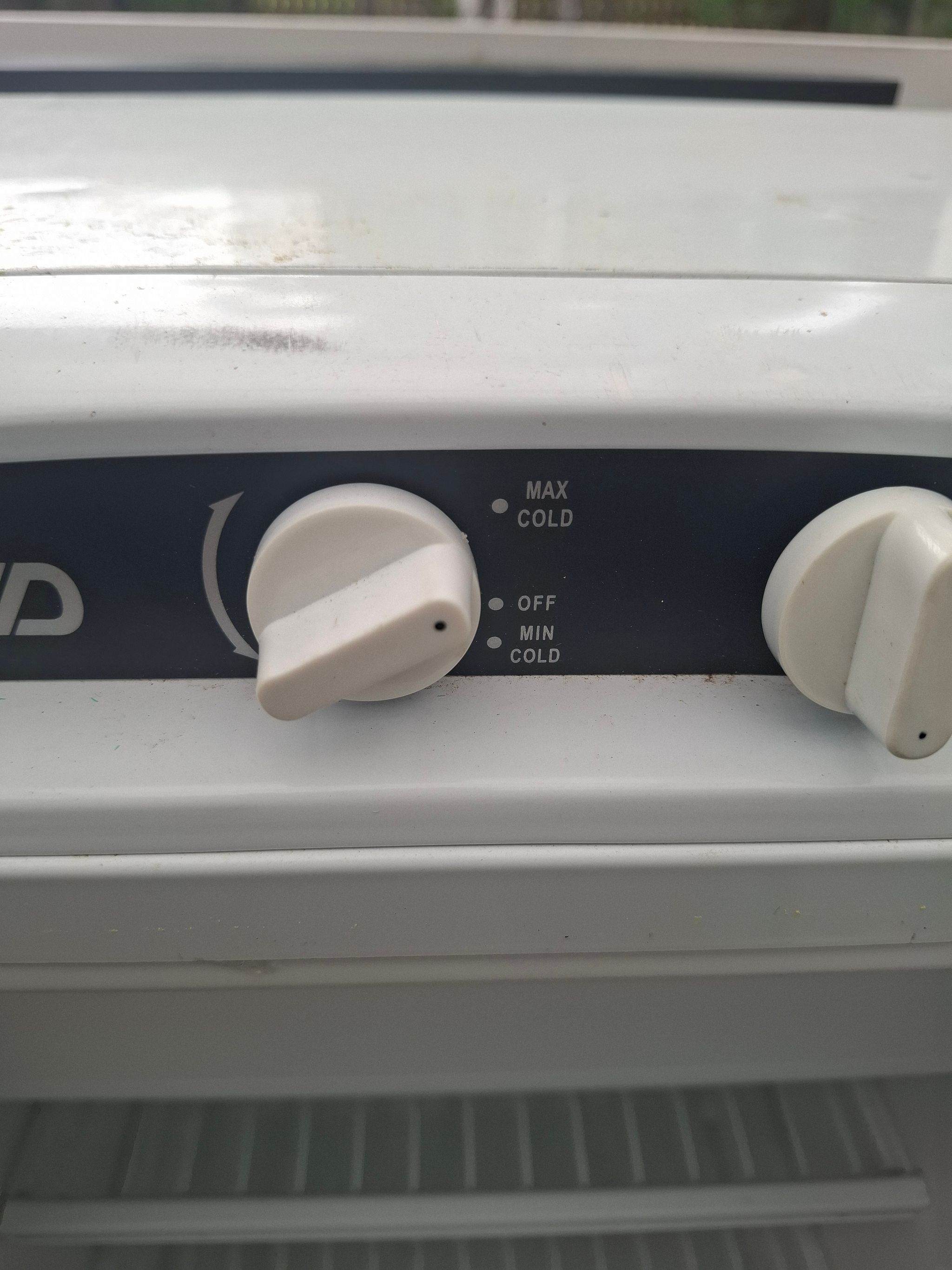 Image 8/32