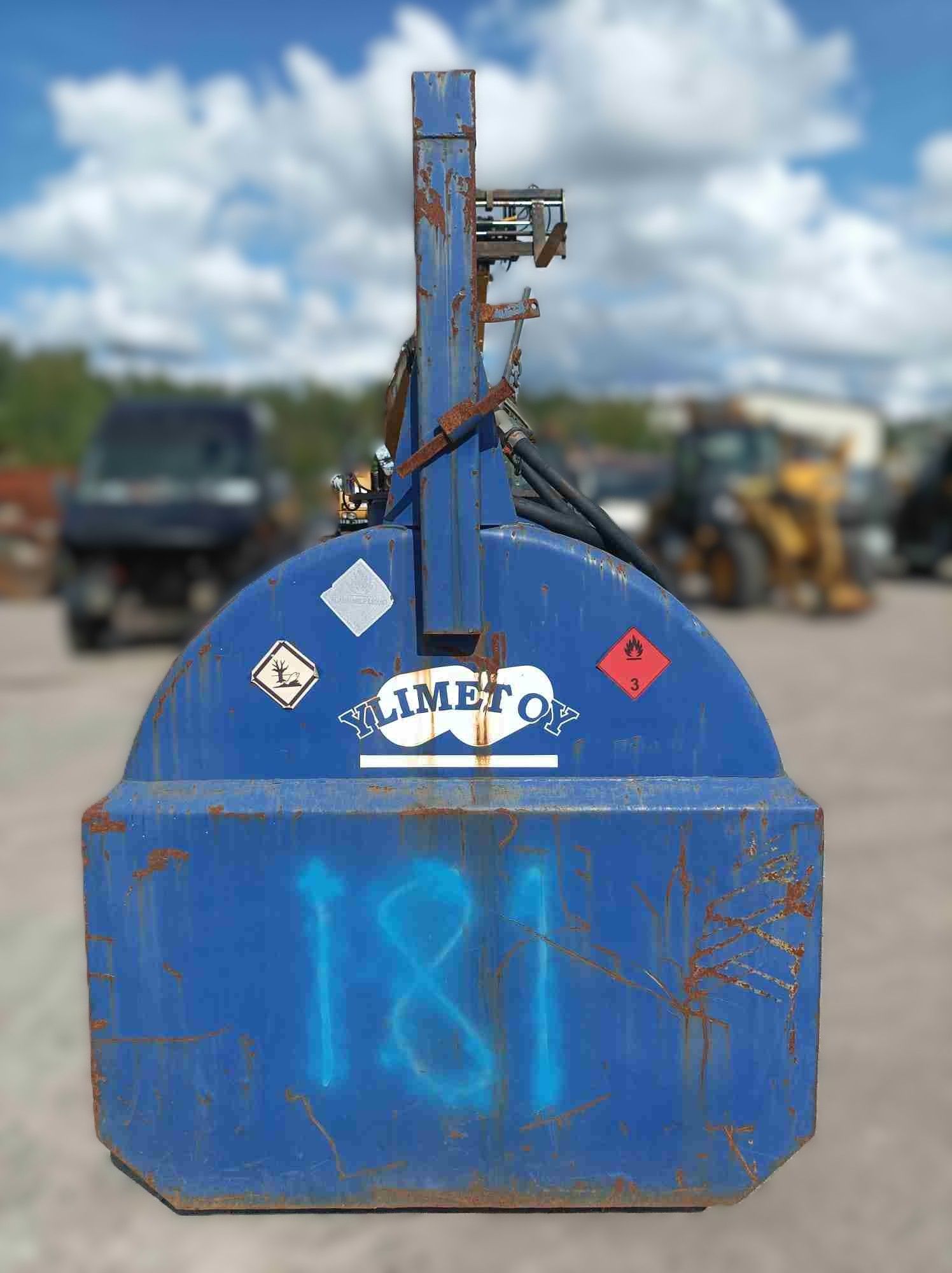 Image 2/5