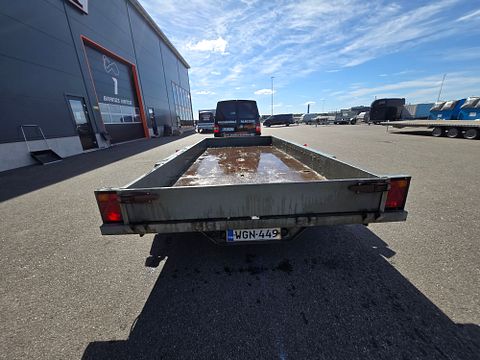 Image 4/19