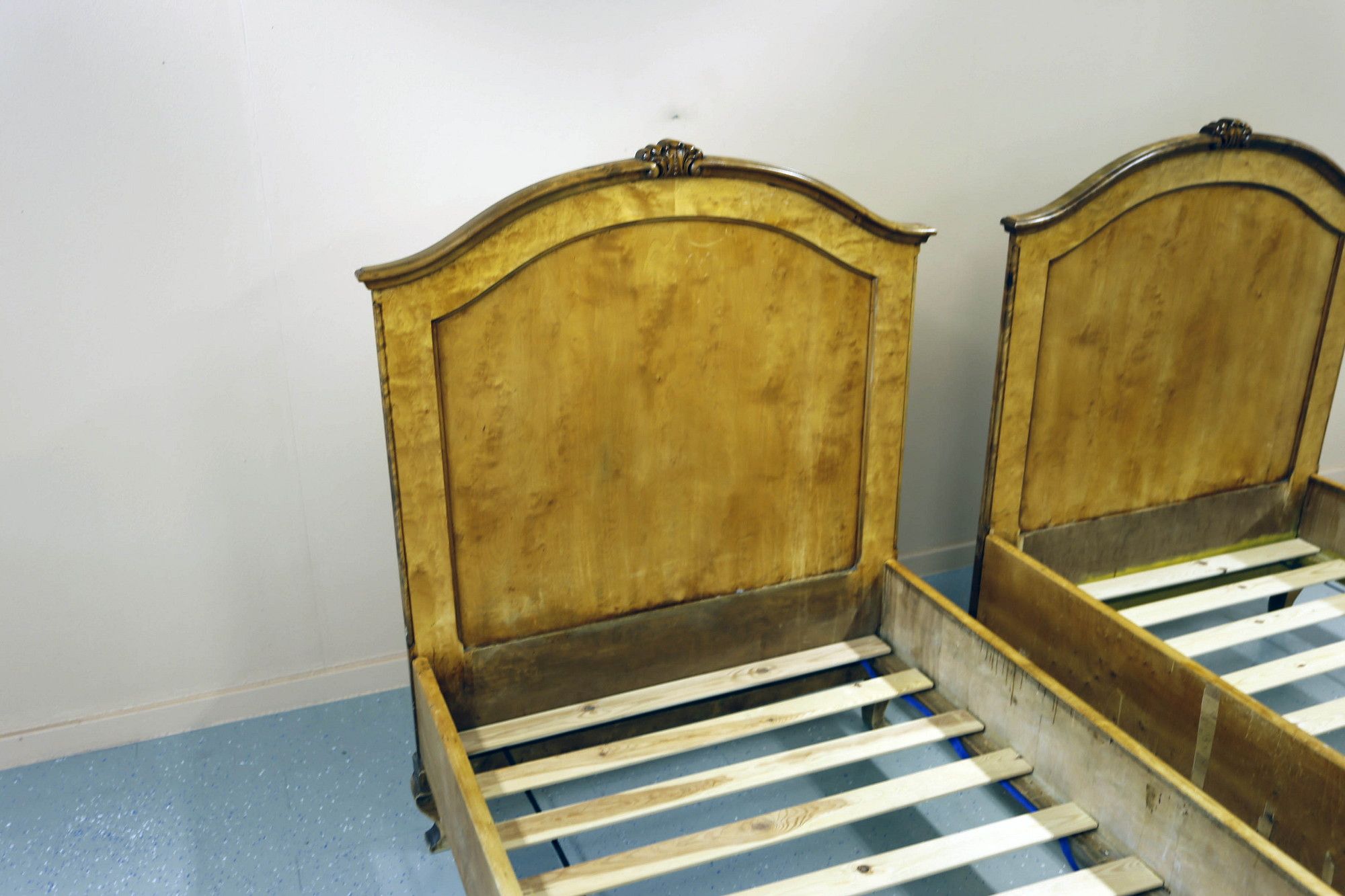 Image 15/68